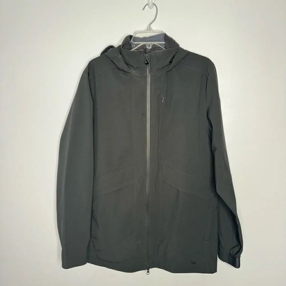 VRST zip up jacket size small